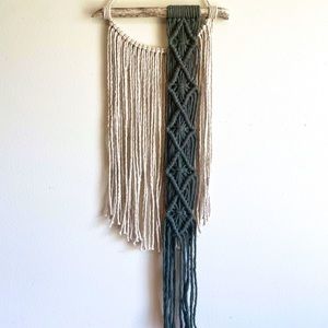 Customizable macrame wall hanging